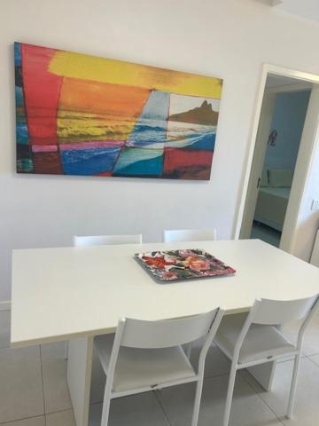 ريو دي جانيرو Lindo Apto No Barrabela, Todo Equipado, Com Arcondicionados Split Novos No Quarto E Na Sala, Limpissimo, Cheiroso, Novinho, Condominio Em Frente A Praia, Com Piscina Aquecida, Sauna, Quadra, Academia, Lavanderia, Salao De Beleza, Restaurantes, Mercad المظهر الخارجي الصورة